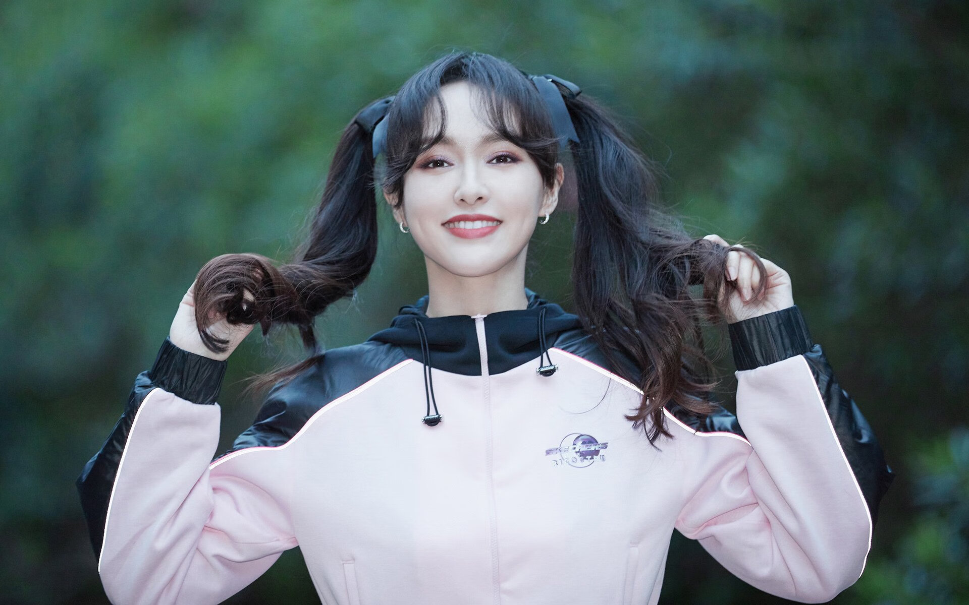 Kaiyun APP-强强碰撞！欧洲豪门之间的较量即将开始，欧洲豪门转会官宣一览