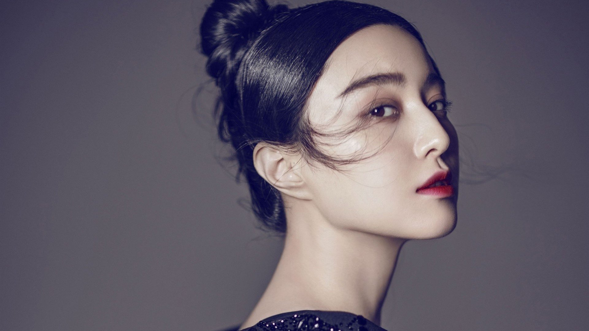 拜仁主场大胜,凭借进攻火力击败对手,拜仁精彩比赛