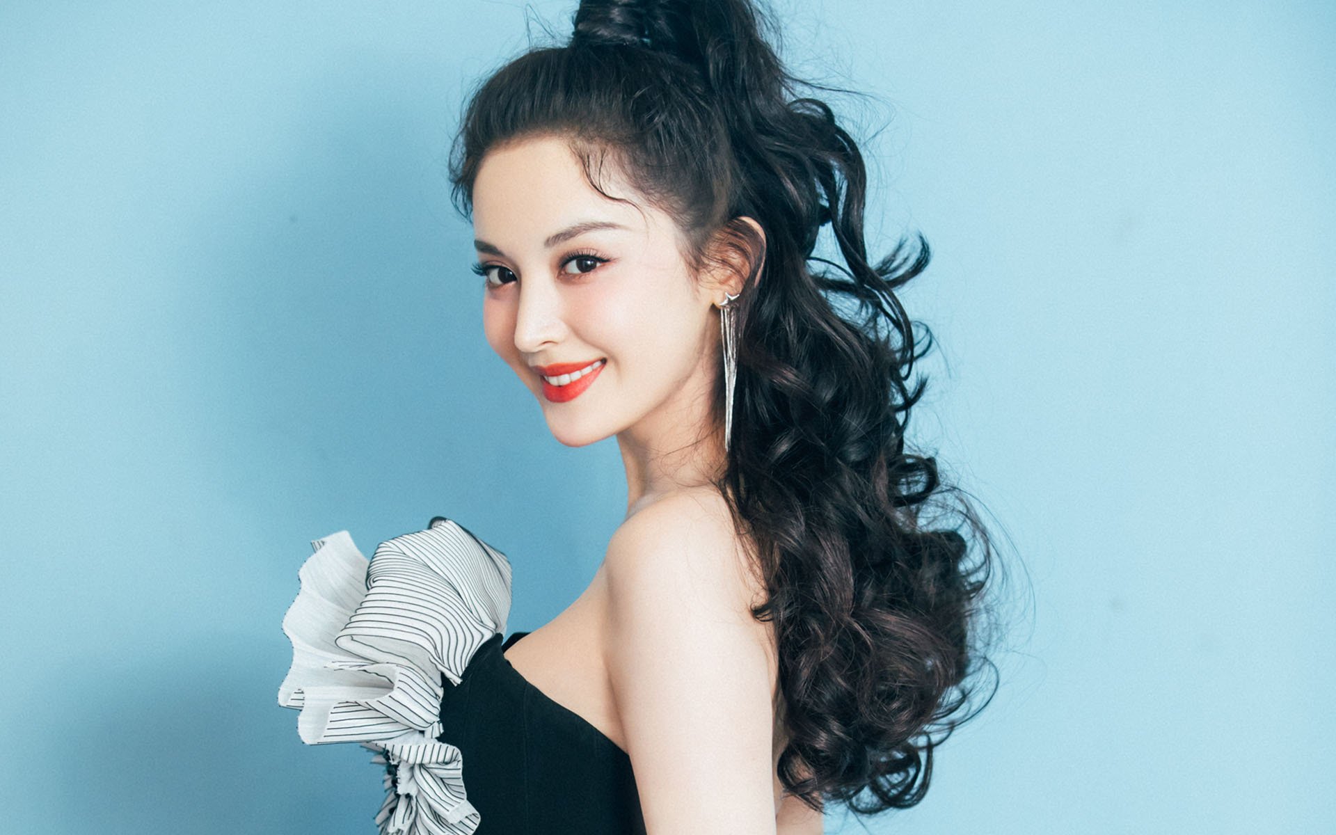 “新都香城赛场,福乐球选手拼尽全力冲金”